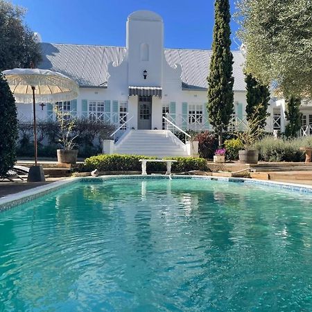 La Belle Guest House ブルームフォンテーン エクステリア 写真