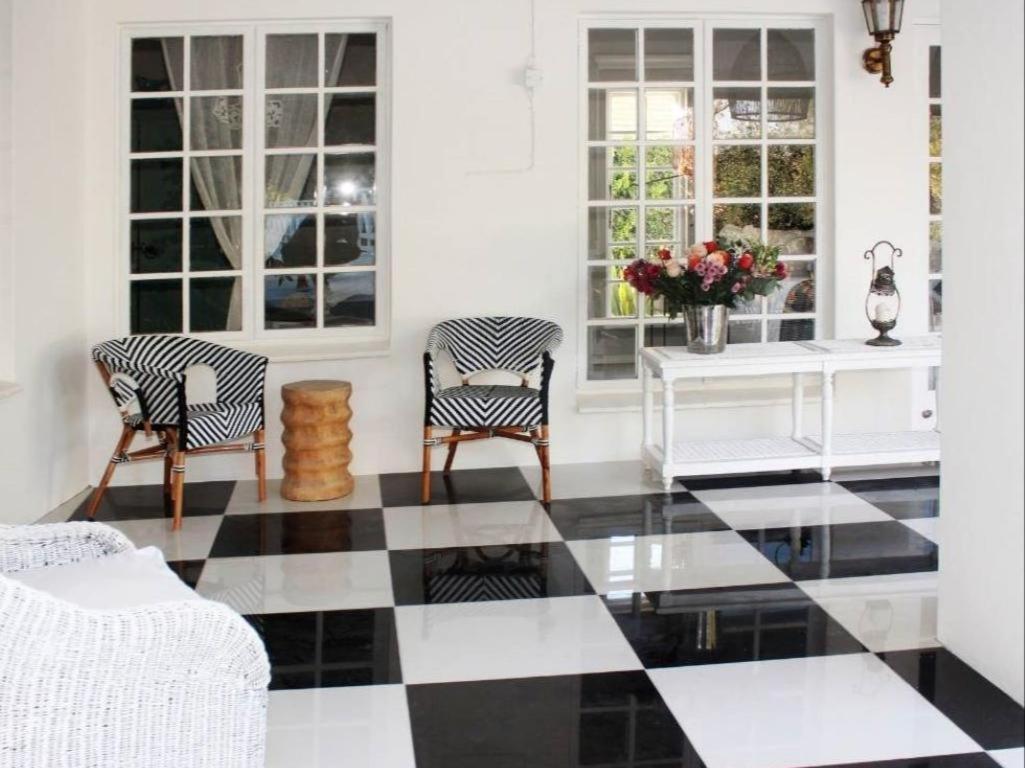 La Belle Guest House ブルームフォンテーン エクステリア 写真